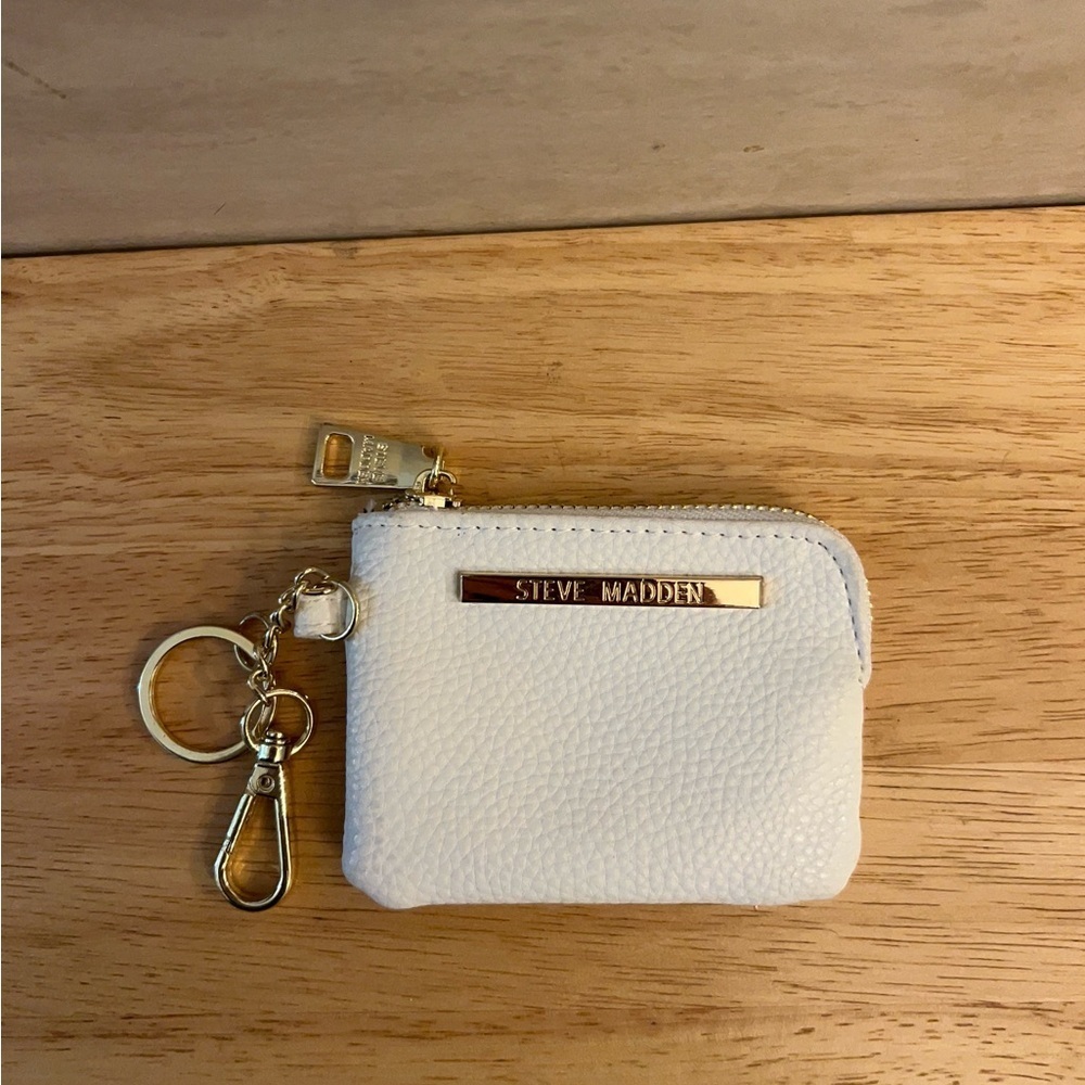 Steve Madden White Keychain Coin Purse Card Holder